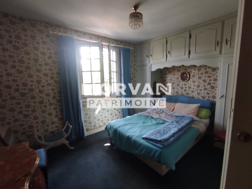 Pavillon sur sous sol complet A VENDRE - MONTIGNY EN MORVAN - 145.97 m2 - 150 000 &euro;