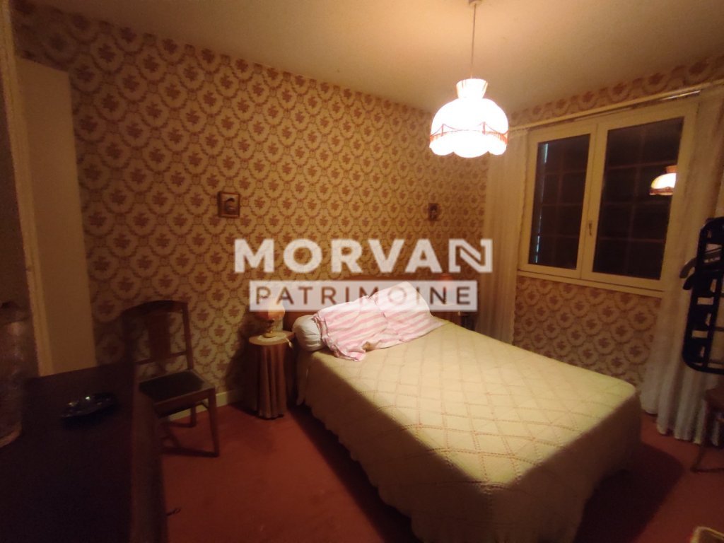Pavillon sur sous sol complet A VENDRE - MONTIGNY EN MORVAN - 145.97 m2 - 150 000 &euro;