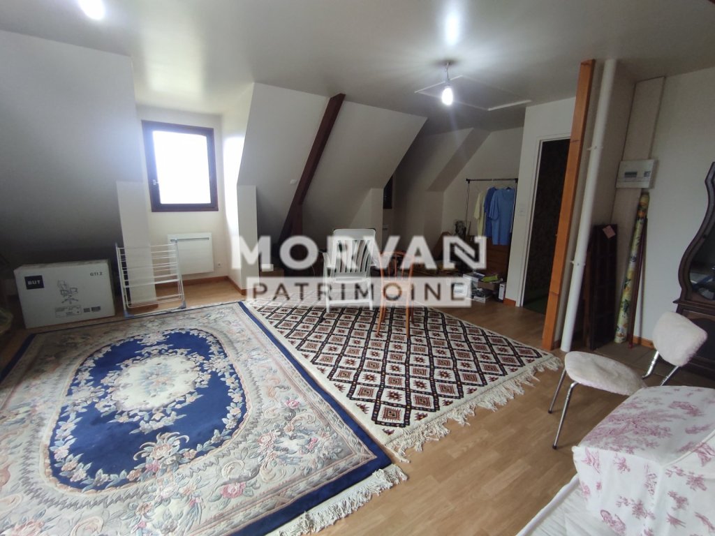 Pavillon sur sous sol complet A VENDRE - MONTIGNY EN MORVAN - 145.97 m2 - 150 000 &euro;
