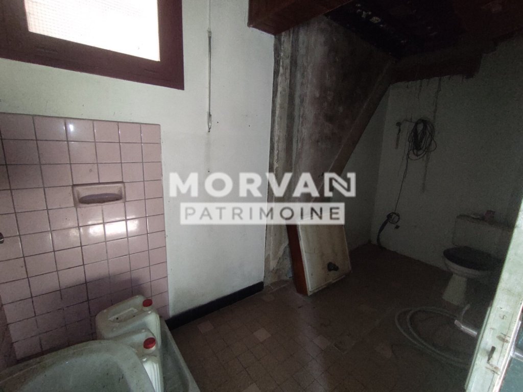 MAISON A VENDRE - MONTIGNY EN MORVAN - 107.08 m2 - 49 500 &euro;