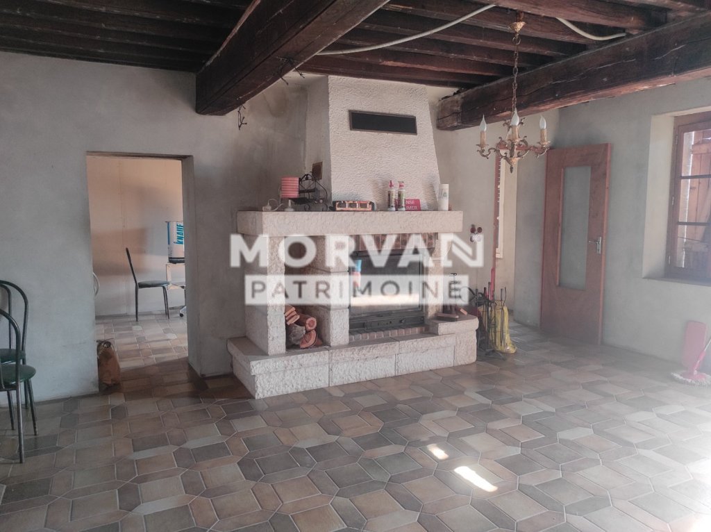 MAISON A VENDRE - MONTIGNY EN MORVAN - 107.08 m2 - 49 500 &euro;