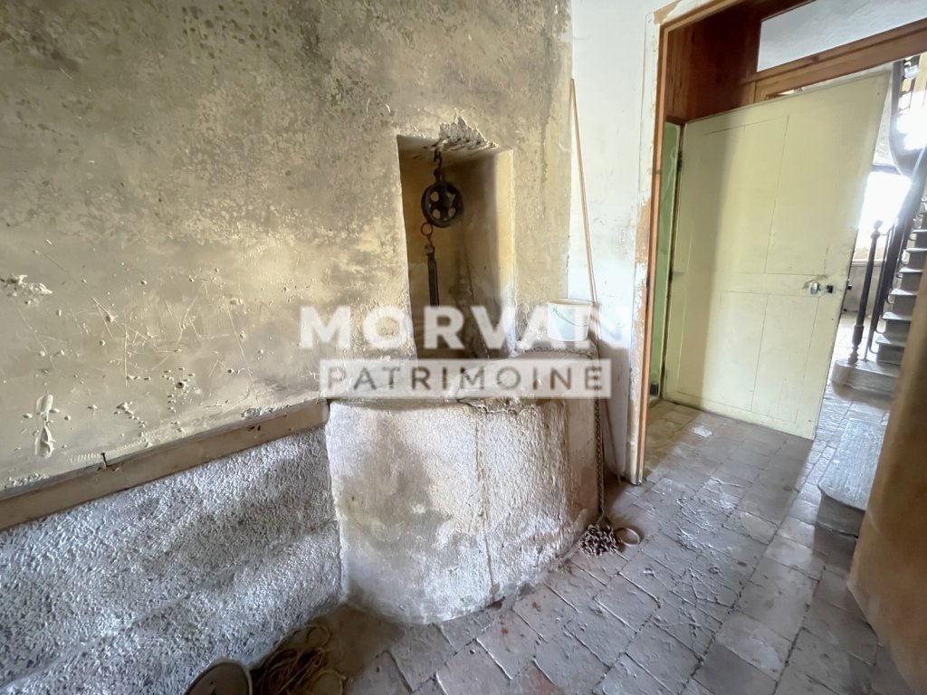 MAISON A VENDRE - MONTREUILLON - 249 m2 - 78 000 &euro;