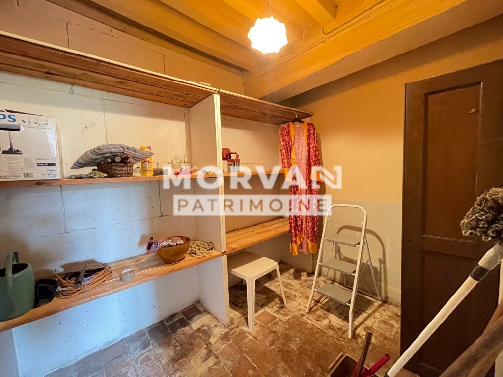 MAISON A VENDRE - MONTREUILLON - 249 m2 - 78 000 &euro;