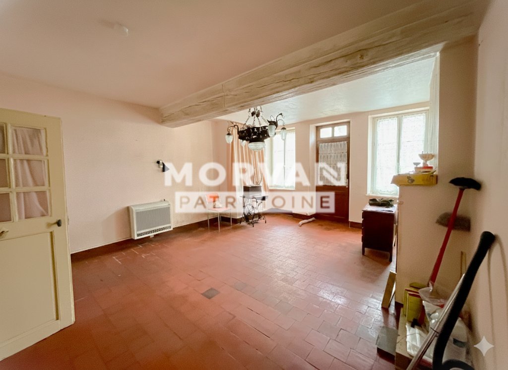 MAISON A VENDRE - MOULINS ENGILBERT - 102.98 m2 - 33�500�&euro;