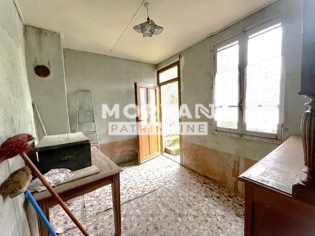 MAISON A VENDRE - MOULINS ENGILBERT - 102.98 m2 - 33�500�&euro;