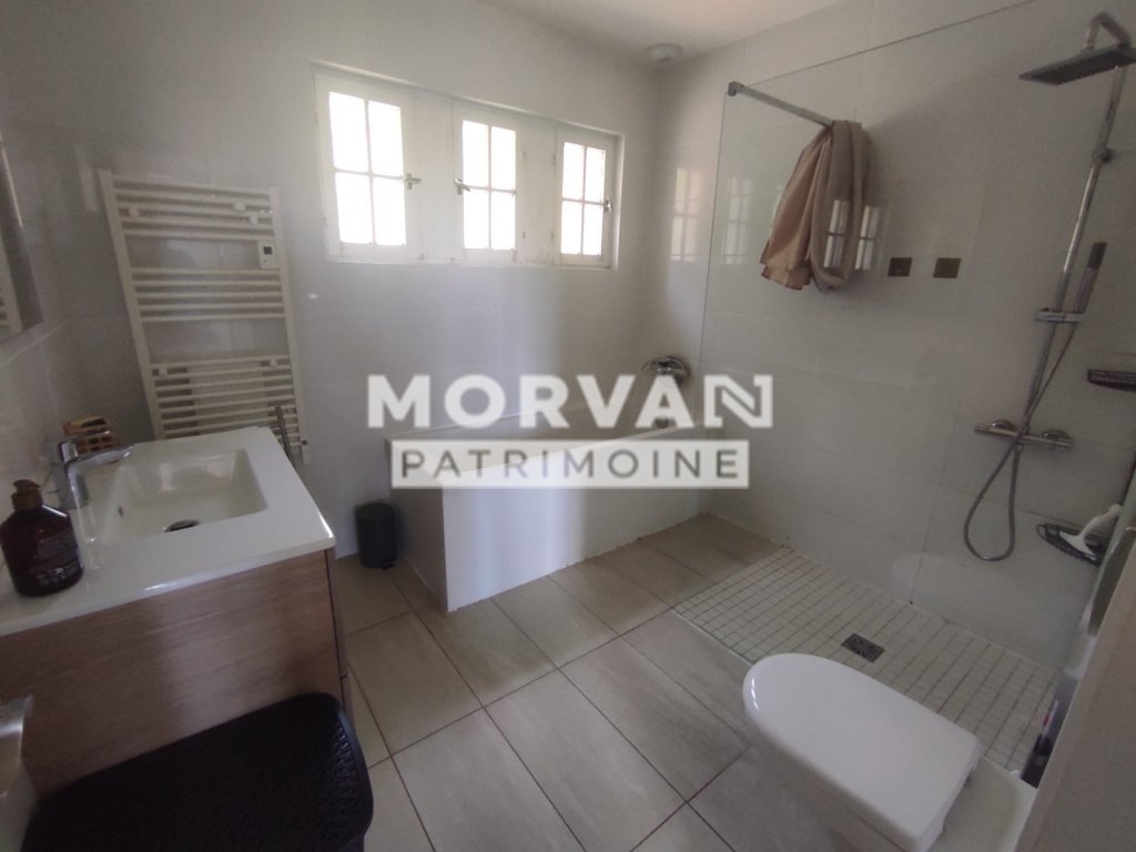 MAISON A VENDRE - MOUX EN MORVAN - 115.68 m2 - 400 000 &euro;