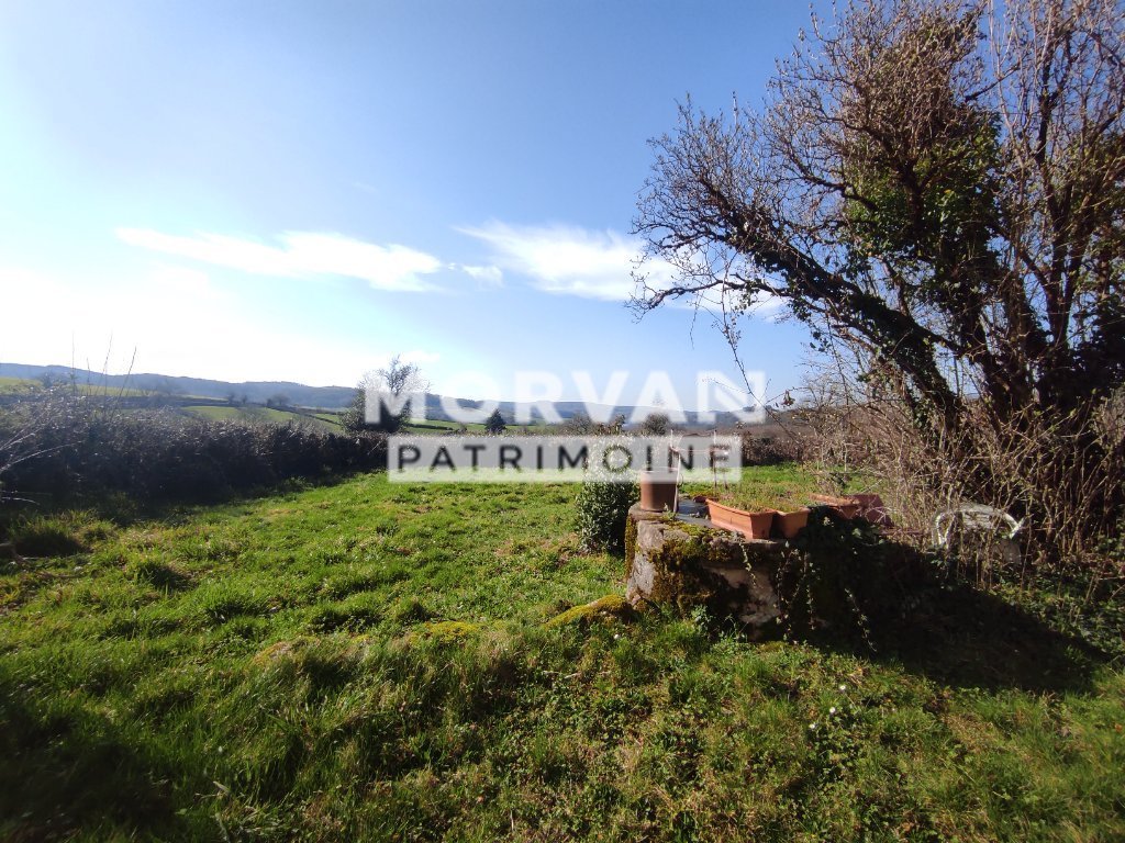 Maison + Dépendance A VENDRE - OUROUX EN MORVAN - 67.09 m2 - 88 000 &euro;