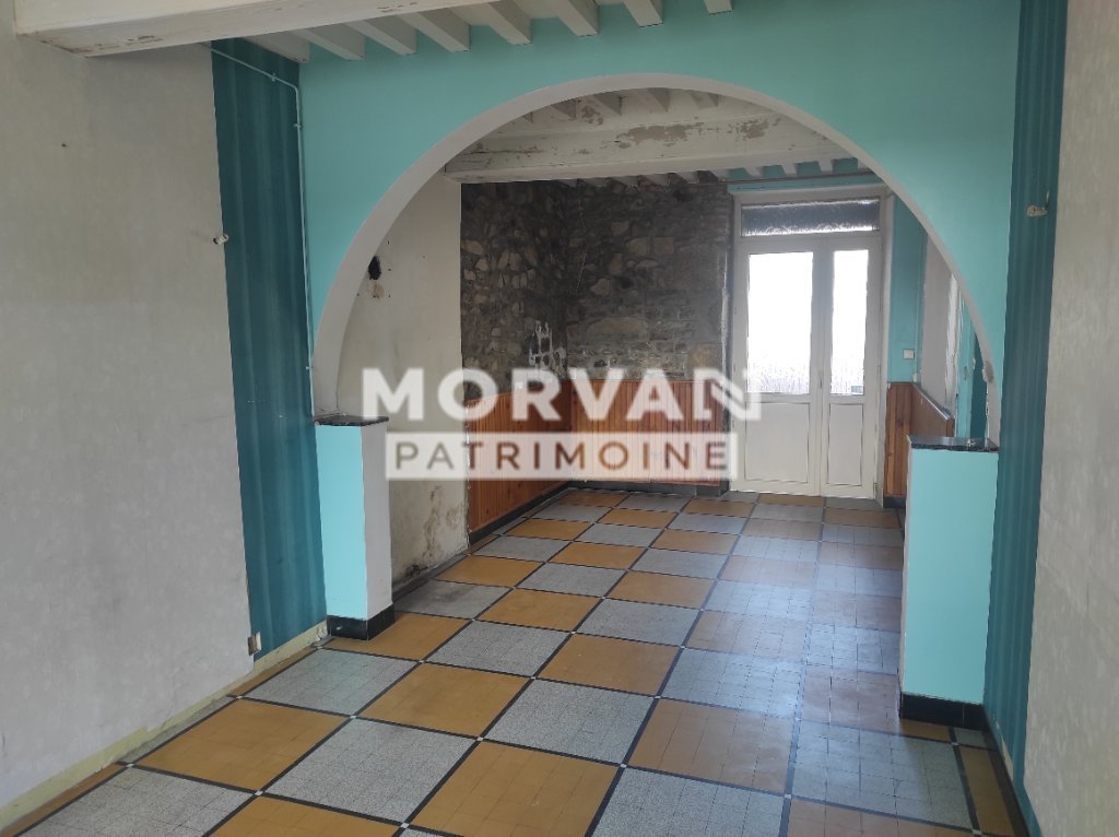 MAISON A VENDRE - OUROUX EN MORVAN - 64.64 m2 - 56�000�&euro;