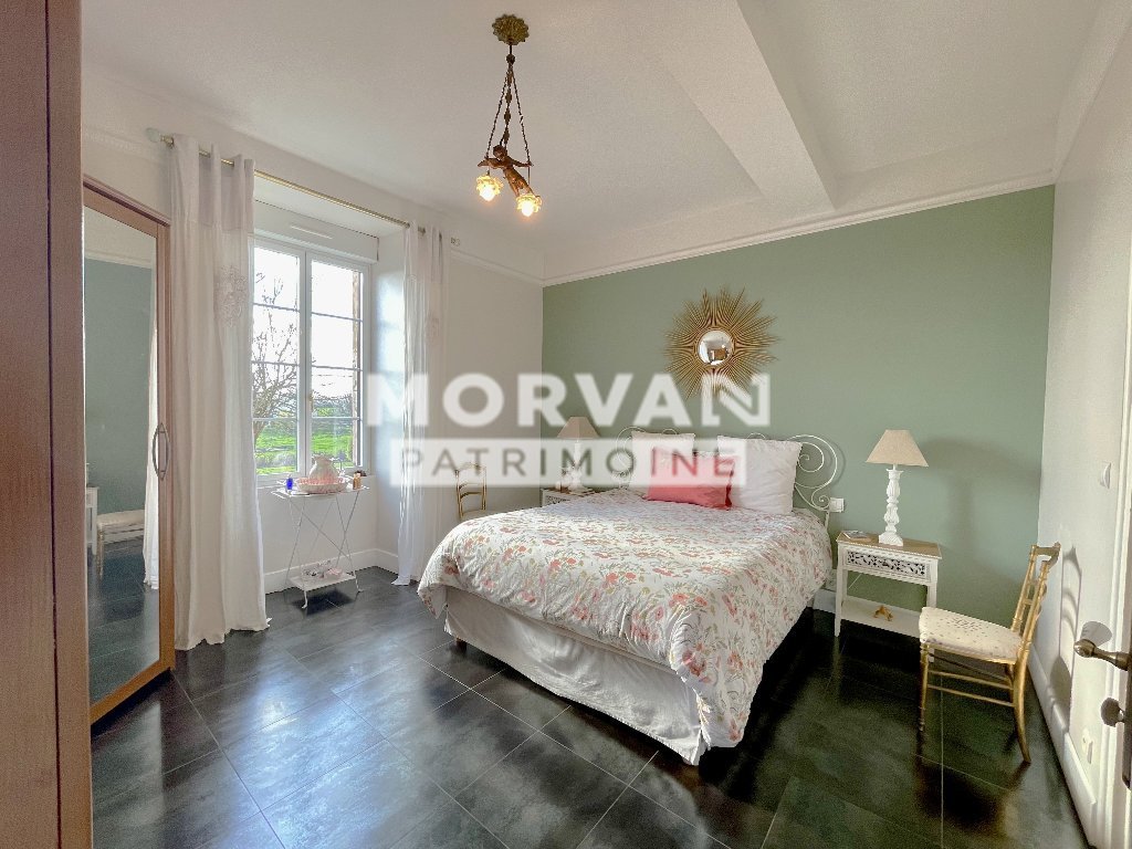 MAISON A VENDRE - SERMAGES - 292.25 m2 - 474�000�&euro;