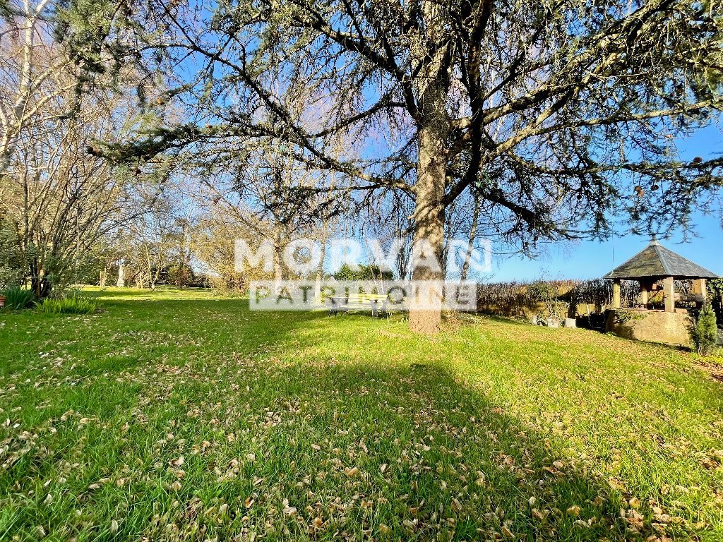 MAISON A VENDRE - SERMAGES - 292.25 m2 - 474�000�&euro;