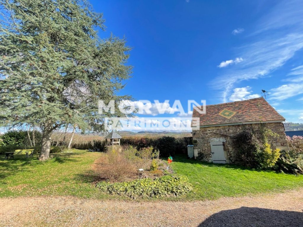 MAISON A VENDRE - SERMAGES - 292.25 m2 - 474�000�&euro;