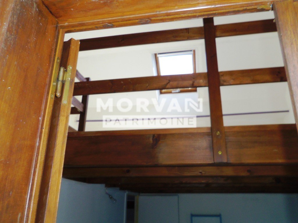 MAISON DE VILLAGE-DEPENDANCES-TERRAIN 46000� A VENDRE - ST SAULGE - 60.18 m2 - 39�000�&euro;