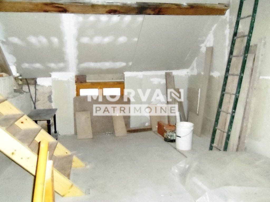 MAISON A FINIR DE RENOVER - VUE MORVAN A VENDRE - ST SAULGE - 39.14 m2 - 20 000 &euro;