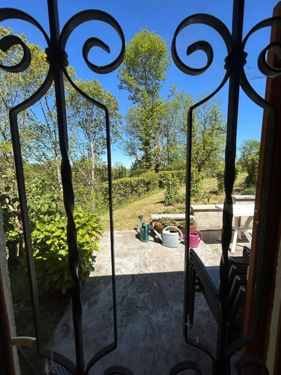 MAISON A VENDRE - ST SAULGE - 74.59 m2 - 88 000 &euro;