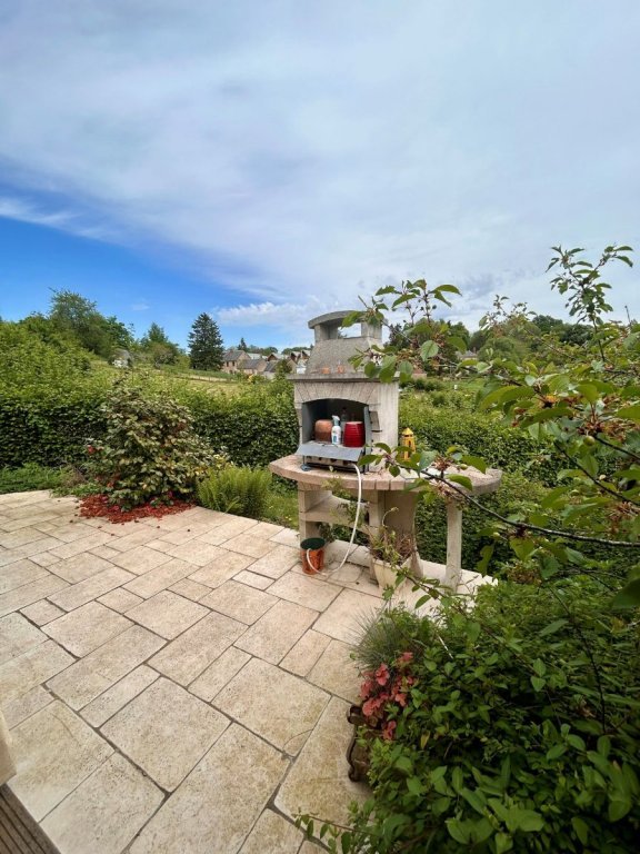 MAISON A VENDRE - ST SAULGE - 162.4 m2 - 220 000 &euro;