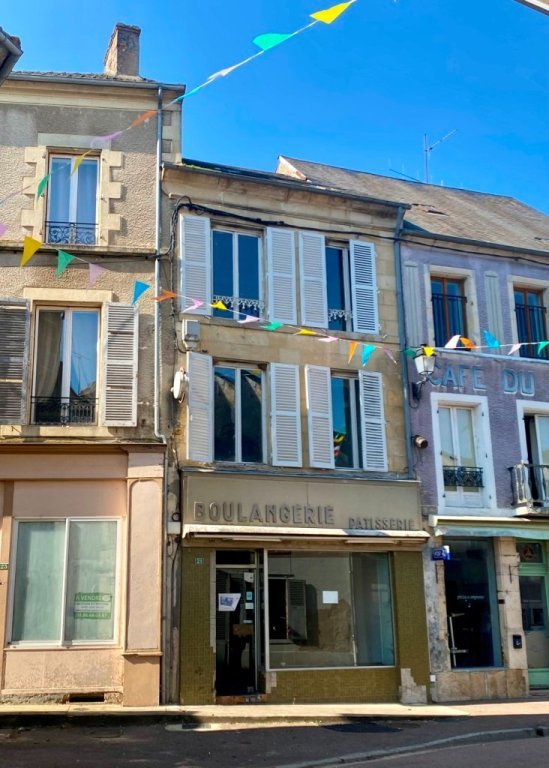 MAISON A VENDRE - ST SAULGE - 265 m2 - 18 000 &euro;