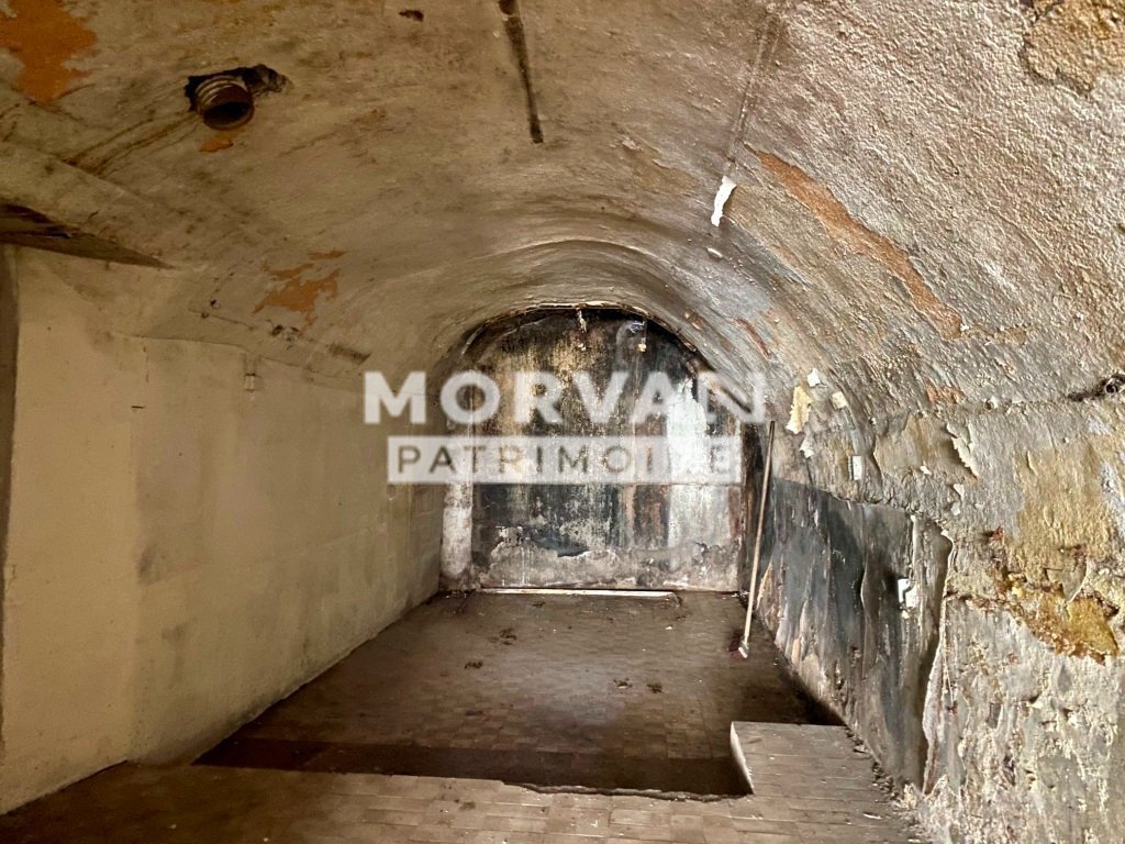 MAISON A VENDRE - ST SAULGE - 265 m2 - 18 000 &euro;