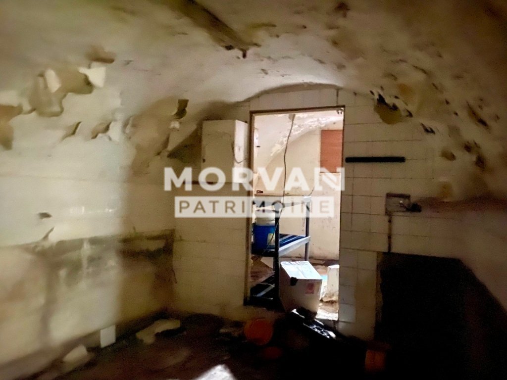 MAISON A VENDRE - ST SAULGE - 265 m2 - 18 000 &euro;