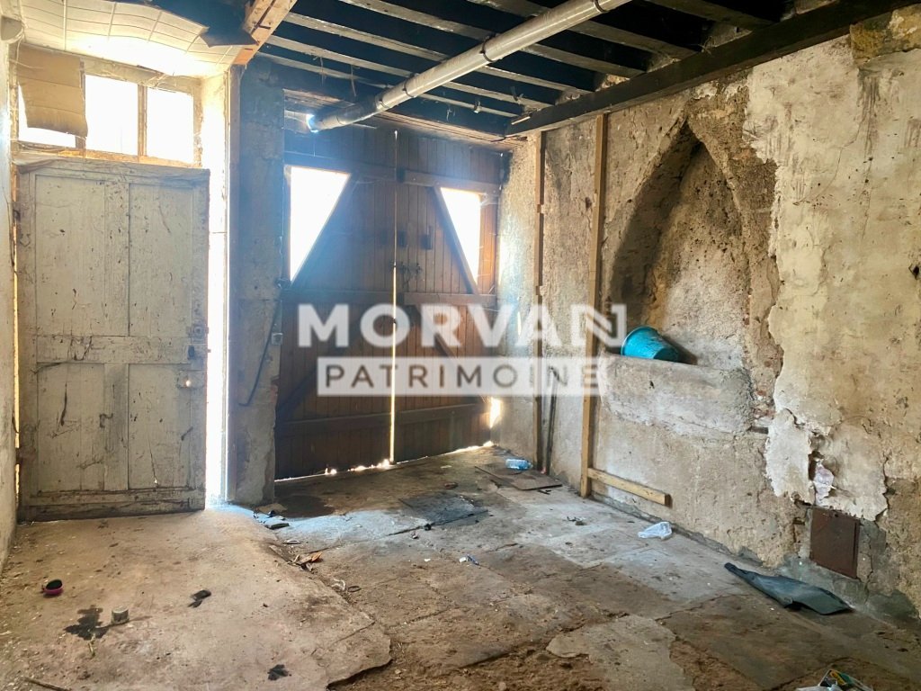 MAISON A VENDRE - ST SAULGE - 265 m2 - 18 000 &euro;