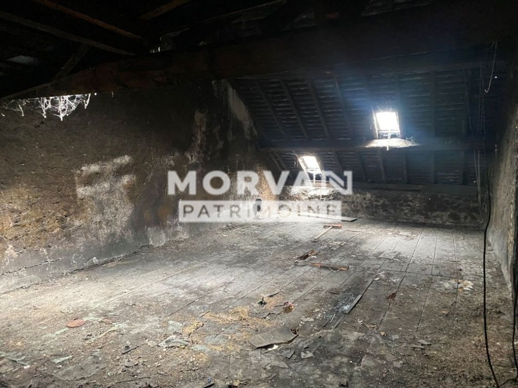 MAISON A VENDRE - ST SAULGE - 265 m2 - 18 000 &euro;