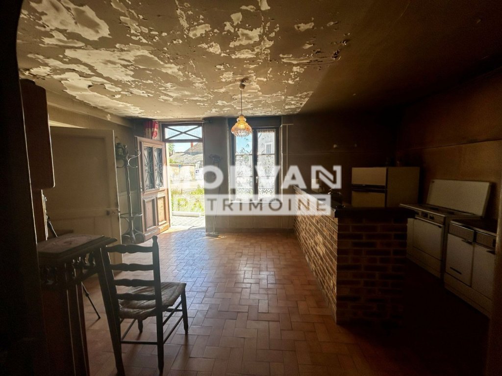 MAISON A VENDRE - ST SAULGE - 117.95 m2 - 49 000 &euro;