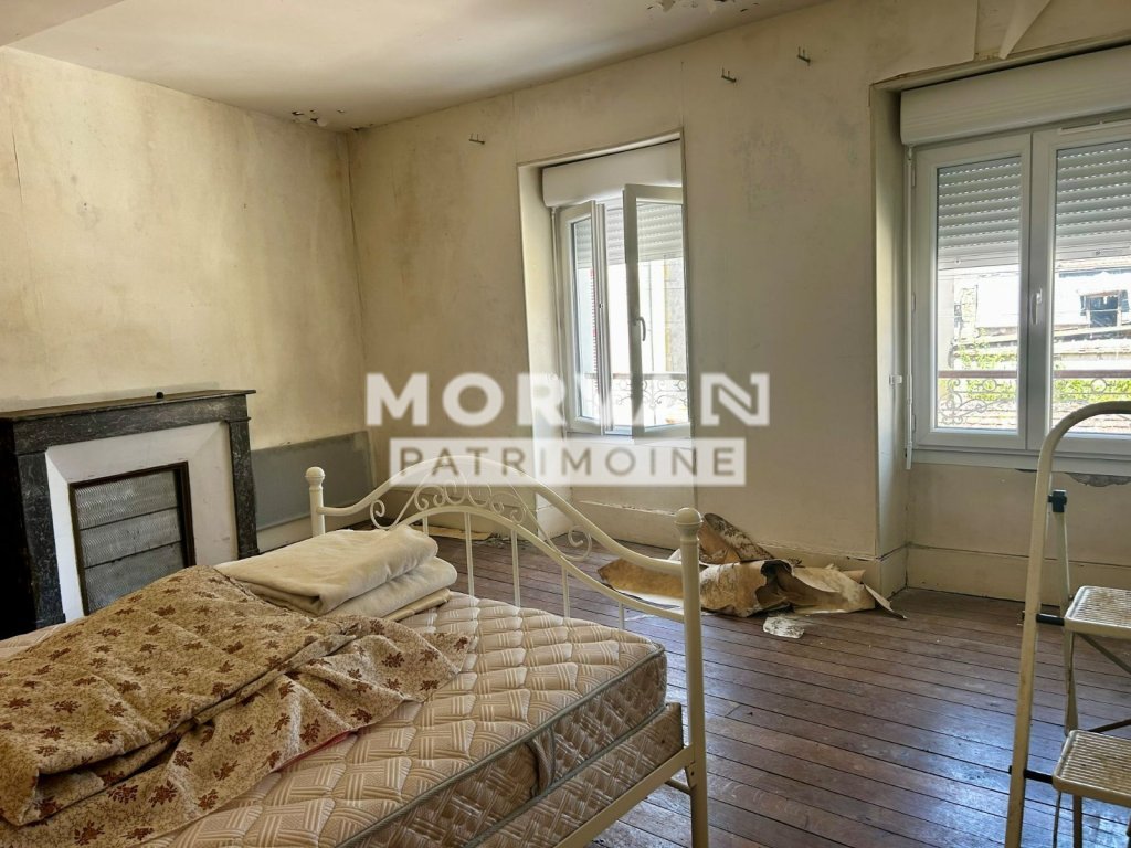 MAISON A VENDRE - ST SAULGE - 100.38 m2 - 80 000 &euro;