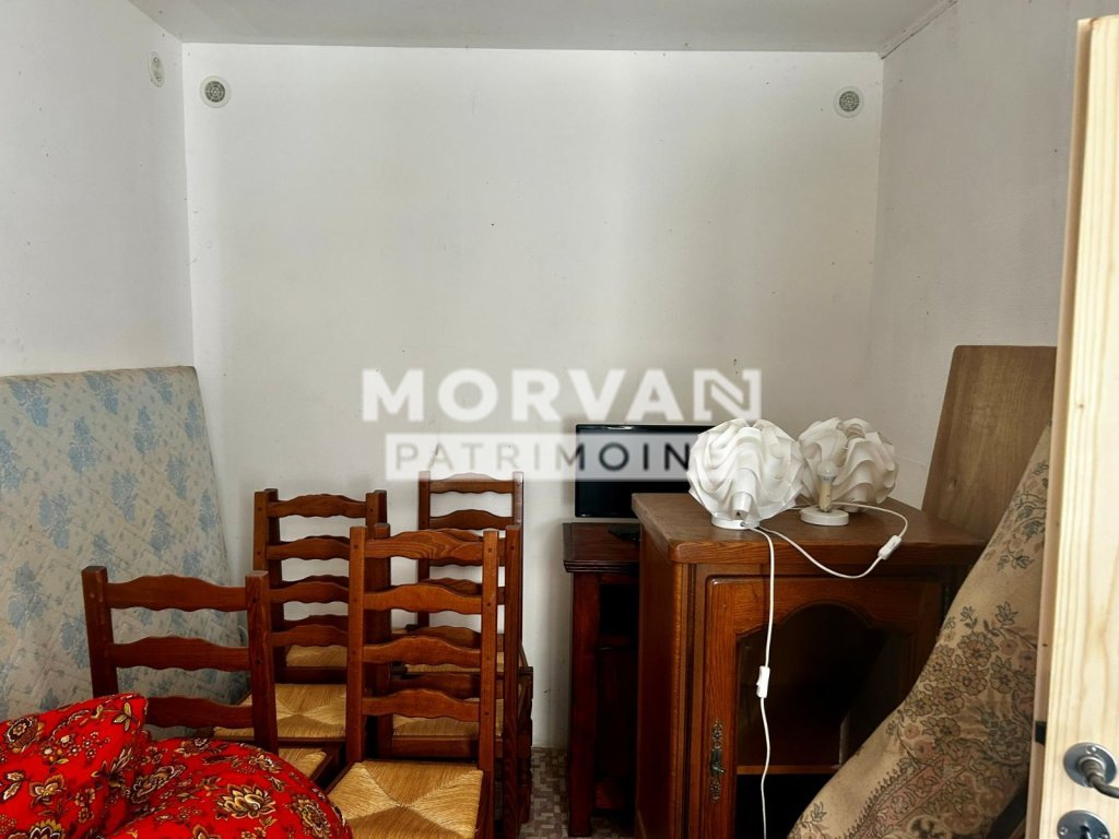 MAISON A VENDRE - ST SAULGE - 100.38 m2 - 80 000 &euro;