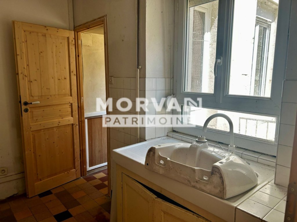 MAISON A VENDRE - ST SAULGE - 100.38 m2 - 80 000 &euro;