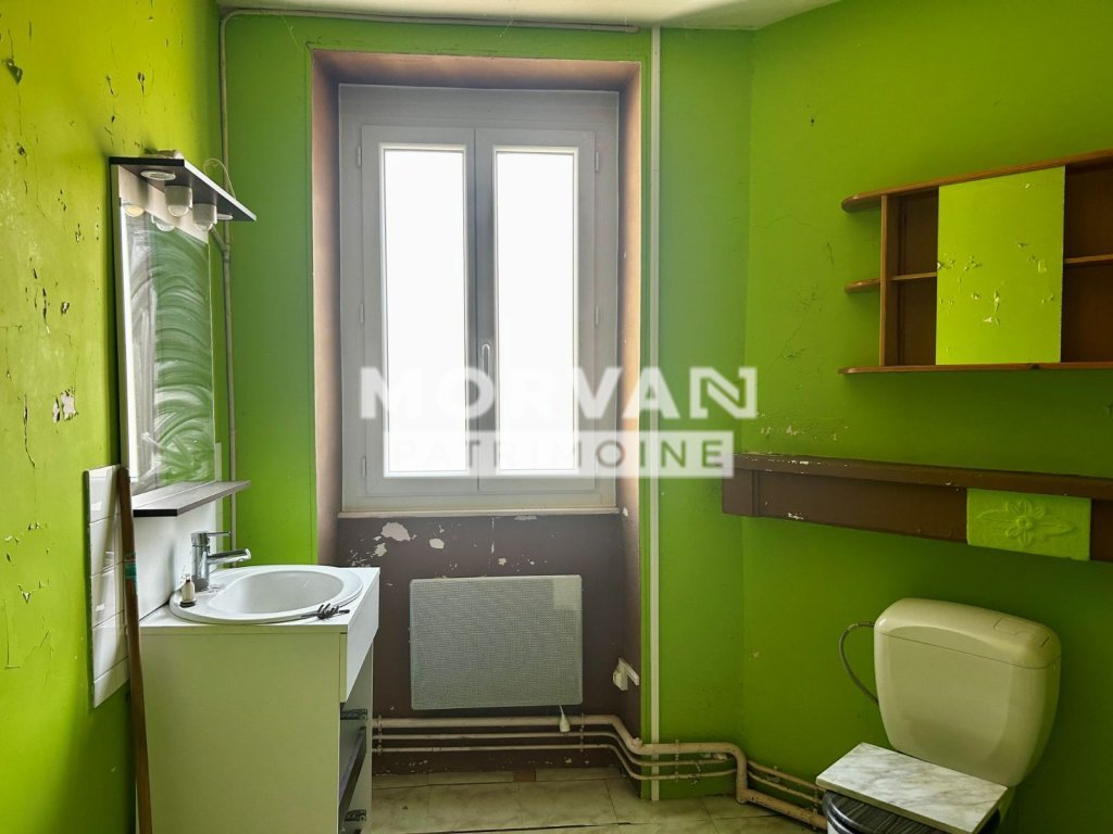 MAISON A VENDRE - ST SAULGE - 100.38 m2 - 80 000 &euro;