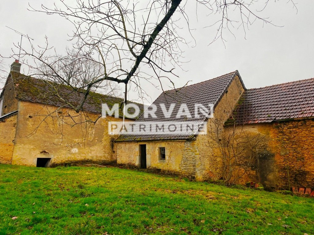 MAISON ET DEPENDANCES SUR BEAU TERRAIN A VENDRE - STE MARIE - 52 m2 - 39 000 &euro;