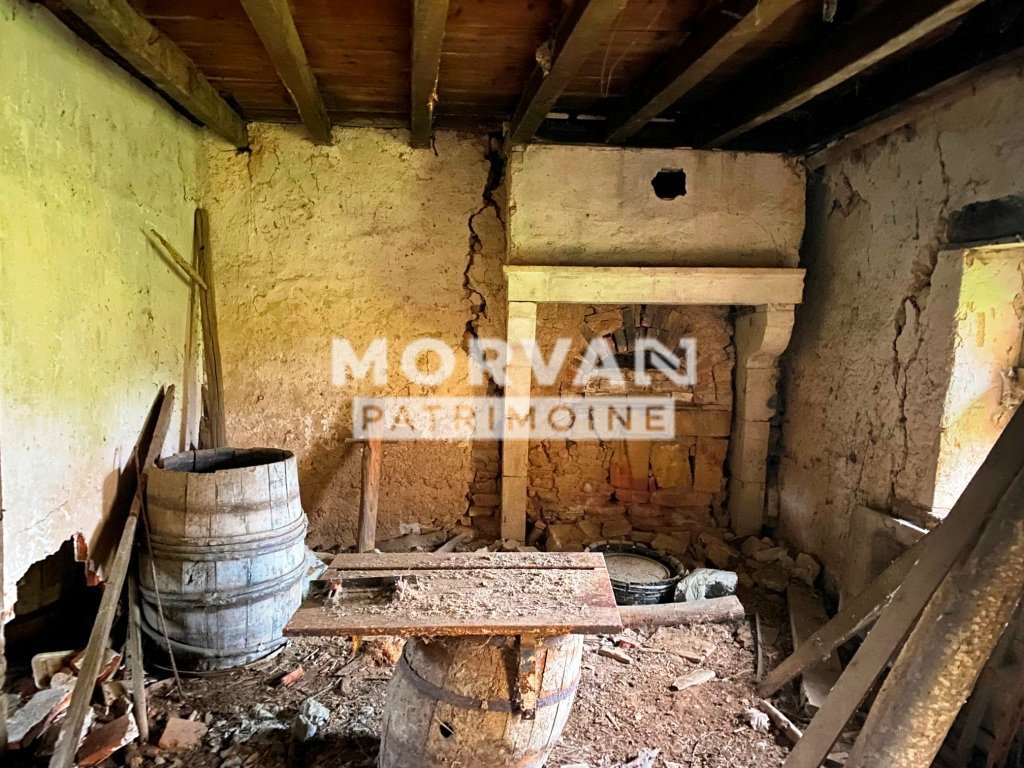 MAISON ET DEPENDANCES SUR BEAU TERRAIN A VENDRE - STE MARIE - 52 m2 - 39 000 &euro;
