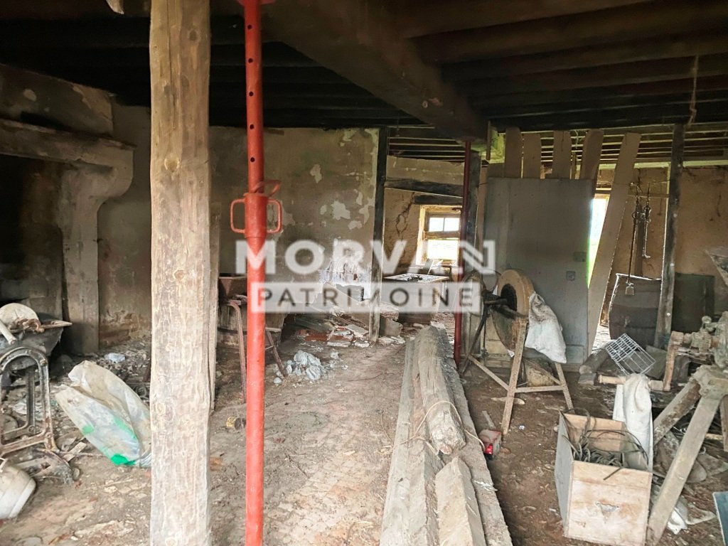 MAISON ET DEPENDANCES SUR BEAU TERRAIN A VENDRE - STE MARIE - 52 m2 - 39 000 &euro;