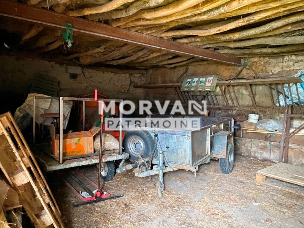 MAISON ET DEPENDANCES SUR BEAU TERRAIN A VENDRE - STE MARIE - 52 m2 - 39 000 &euro;