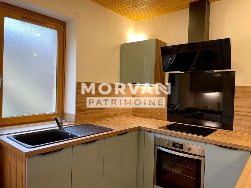 maison, gite et d�pendances A VENDRE - ST HILAIRE EN MORVAN - 302.67 m2 - 430�000�&euro;