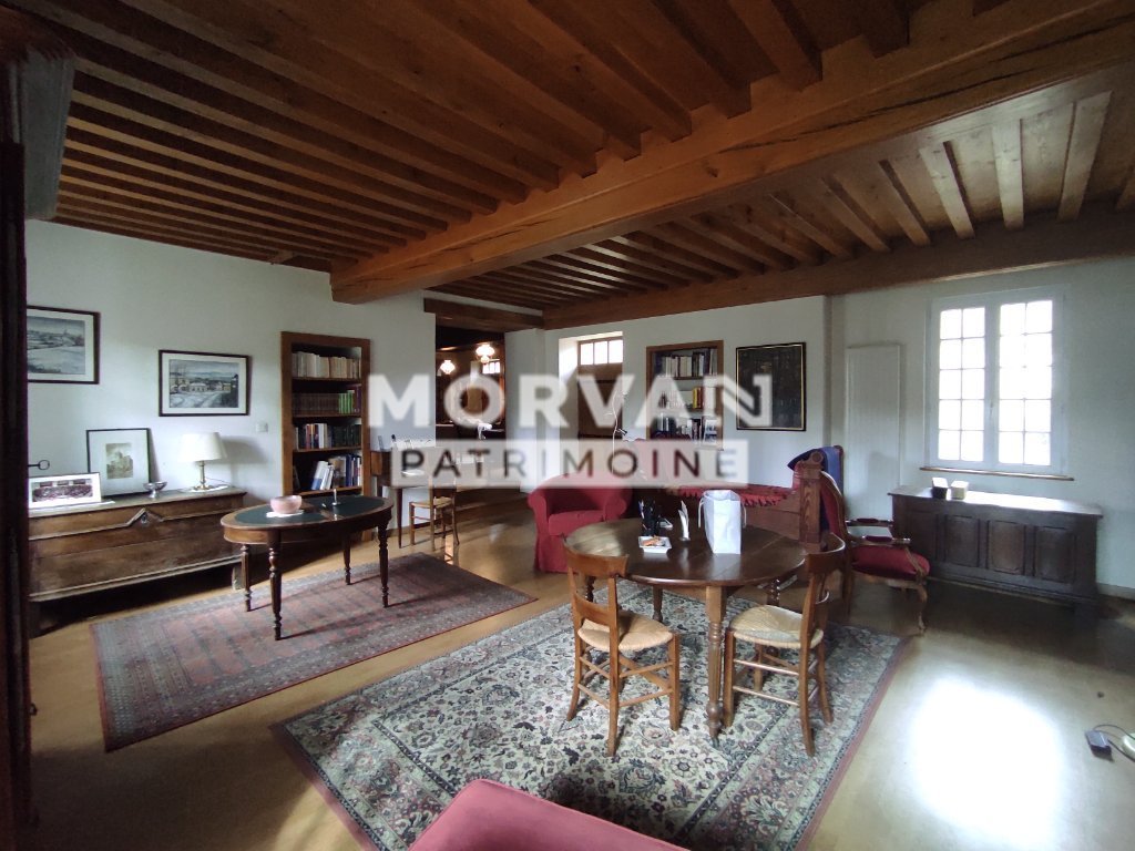 PROPRIETE A VENDRE - ST LEGER DE FOUGERET - 329.76 m2 - 368 000 &euro;