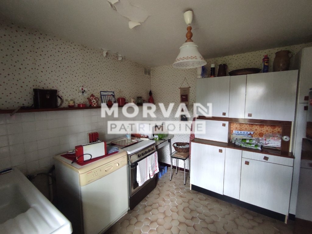 PROPRIETE A VENDRE - ST LEGER DE FOUGERET - 329.76 m2 - 368 000 &euro;