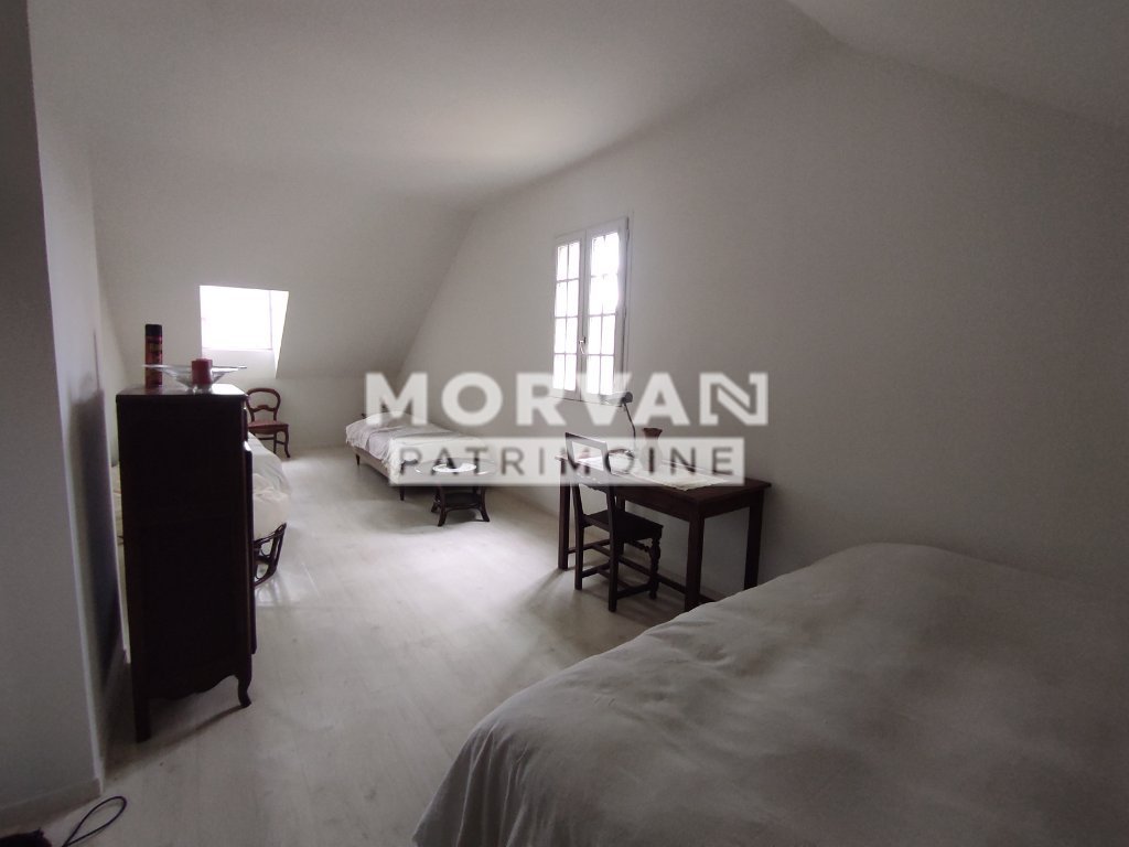 PROPRIETE A VENDRE - ST LEGER DE FOUGERET - 329.76 m2 - 368 000 &euro;