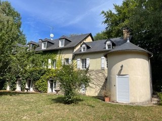 PROPRIETE A VENDRE - ST LEGER DE FOUGERET - 329.76 m2 - 368 000 &euro;